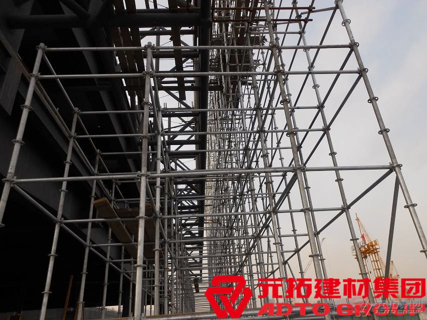 如何選擇適合工地的盤(pán)扣式腳手架？